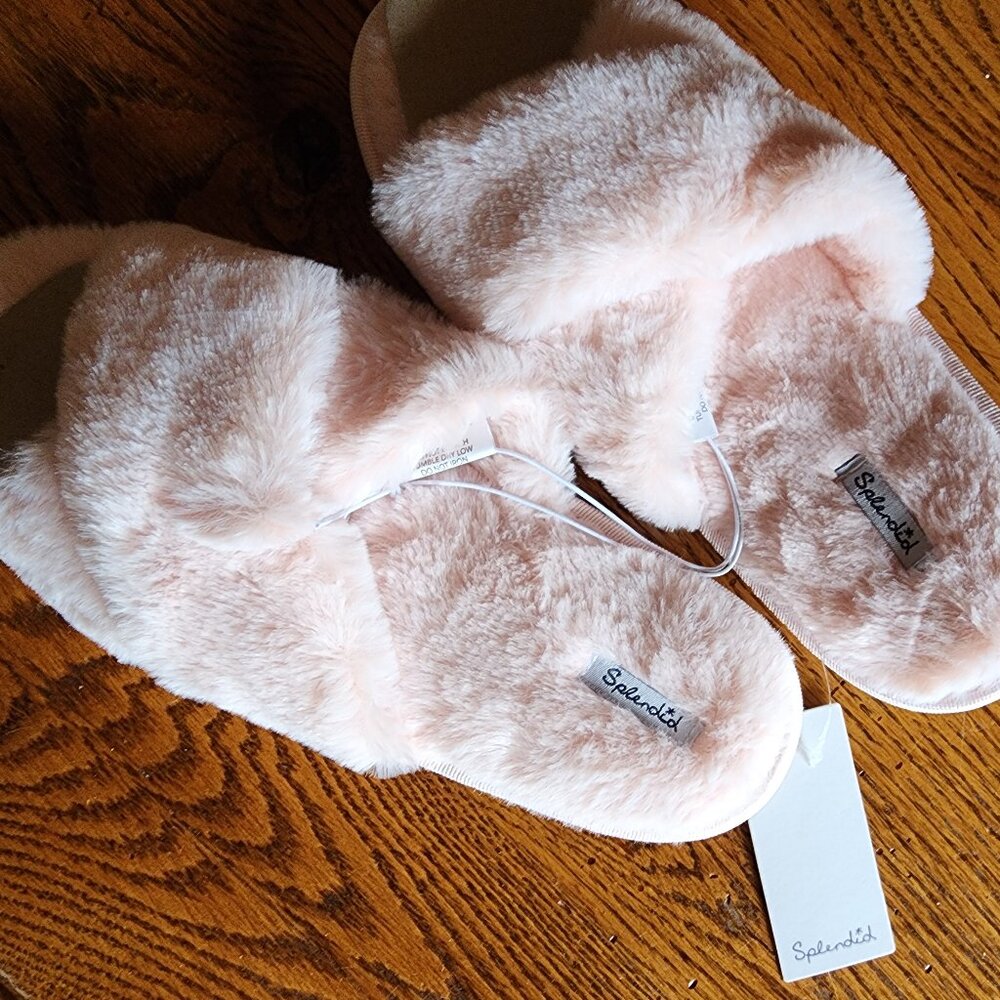 NWT Splendid Pink Slippers Faux Fur